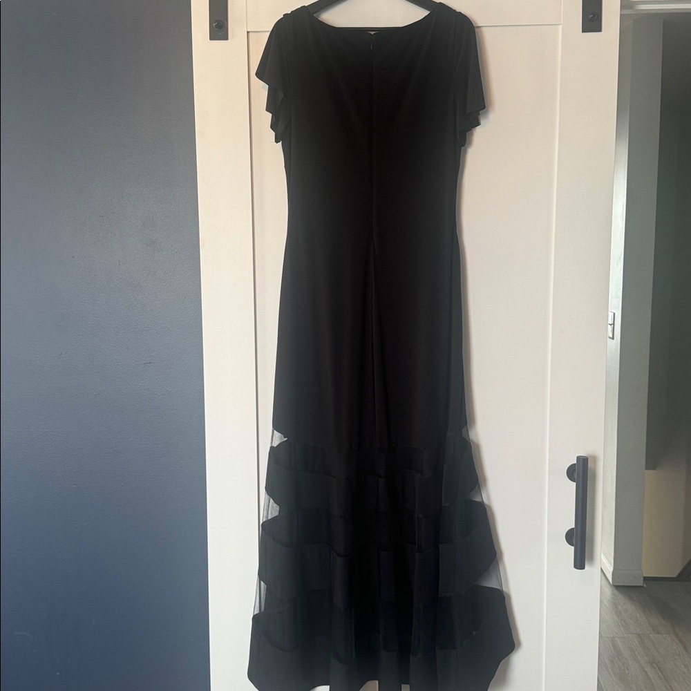 Ralph Lauren Clevella Gown, Size 14 - Picture 2 of 6